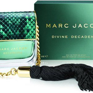 ⭐ Marc Jacobs Divine Decadence (BNIB- 50 m l) ⭐